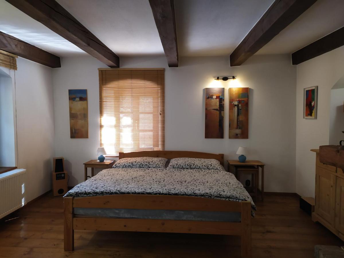 Forest Rustic Apartment Brdy Vesin Ngoại thất bức ảnh